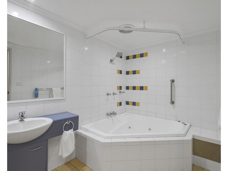 9/48 Pacific Drive, Port Macquarie NSW 2444