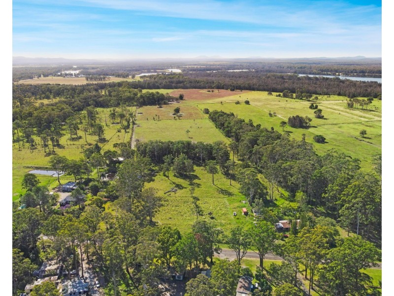 353 Blackmans Point Road, Blackmans Point NSW 2444