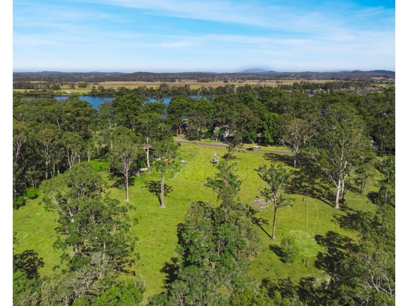 353 Blackmans Point Road, Blackmans Point NSW 2444