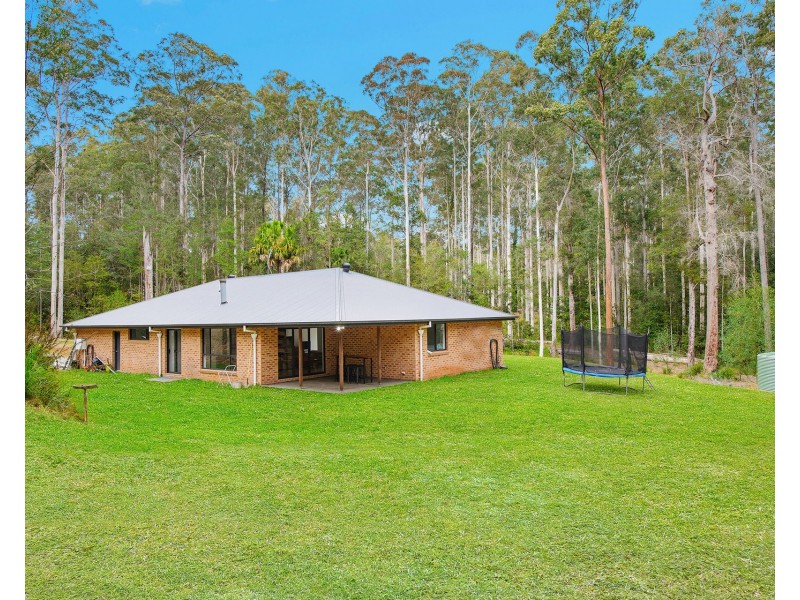 94 Tall Timber Road, Lake Innes NSW 2446