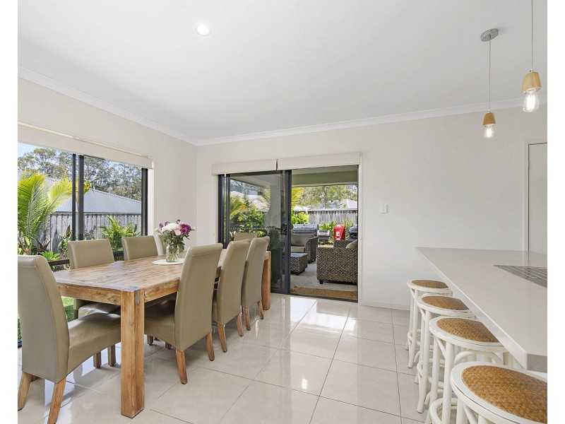 7 Alumni Way, Thrumster NSW 2444