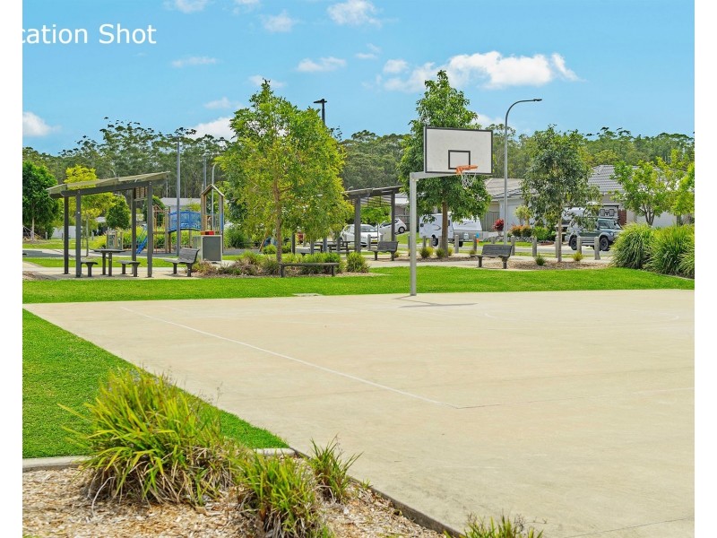 7 Alumni Way, Thrumster NSW 2444