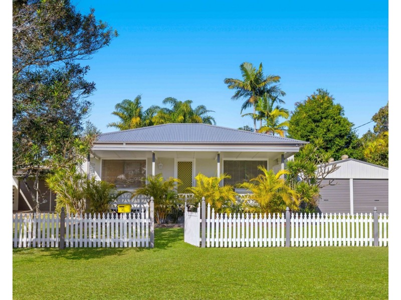 9 Evans Street, Lake Cathie NSW 2445