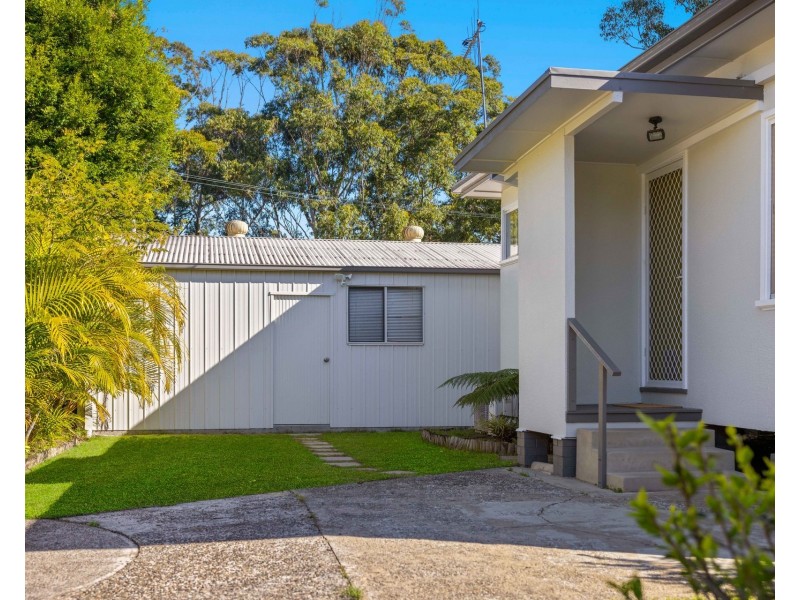 9 Evans Street, Lake Cathie NSW 2445