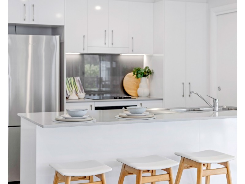 8 Assembly Close, Thrumster NSW 2444