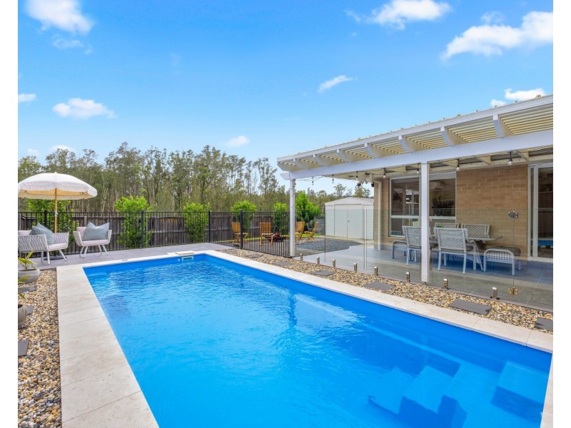 8 Assembly Close, Thrumster NSW 2444