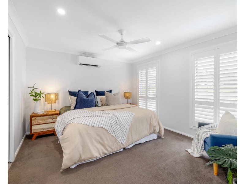 8 Assembly Close, Thrumster NSW 2444