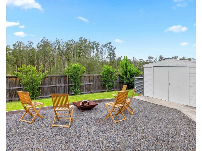 8 Assembly Close, Thrumster NSW 2444