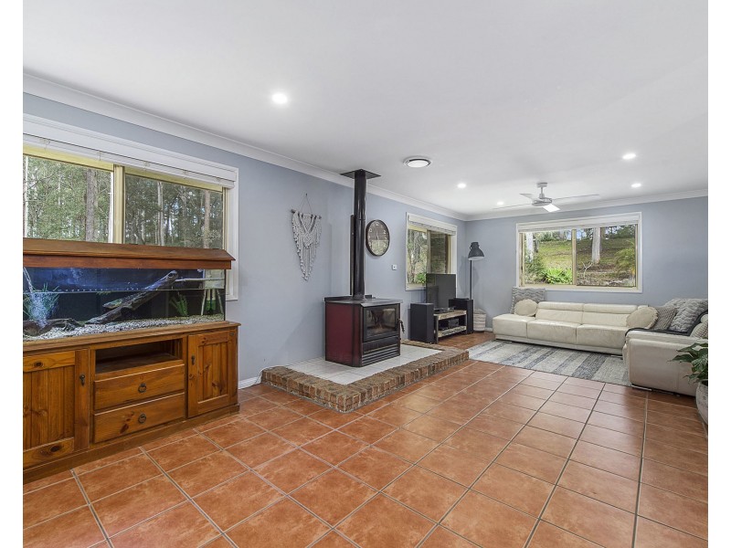 58 Tall Timber Road, Lake Innes NSW 2446
