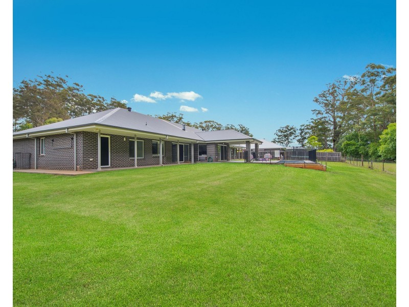 25 Aspect Court, Thrumster NSW 2444
