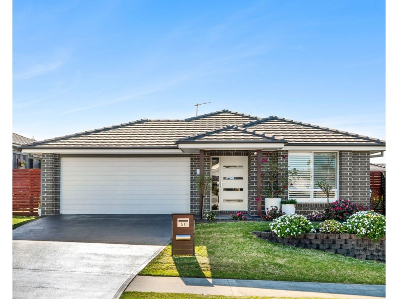 51 Sovereign Drive, Thrumster NSW 2444