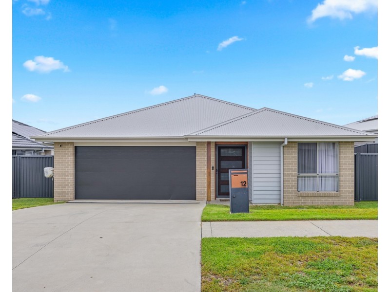 12 Scott Street, Thrumster NSW 2444
