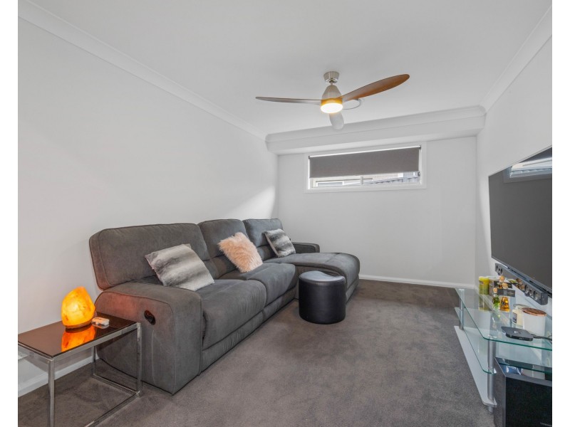 12 Scott Street, Thrumster NSW 2444