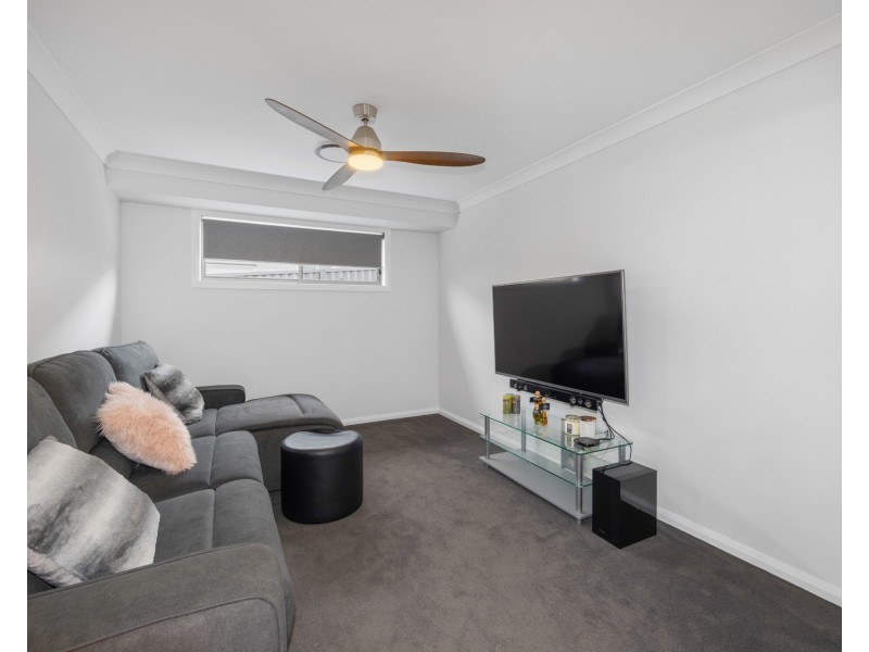 12 Scott Street, Thrumster NSW 2444