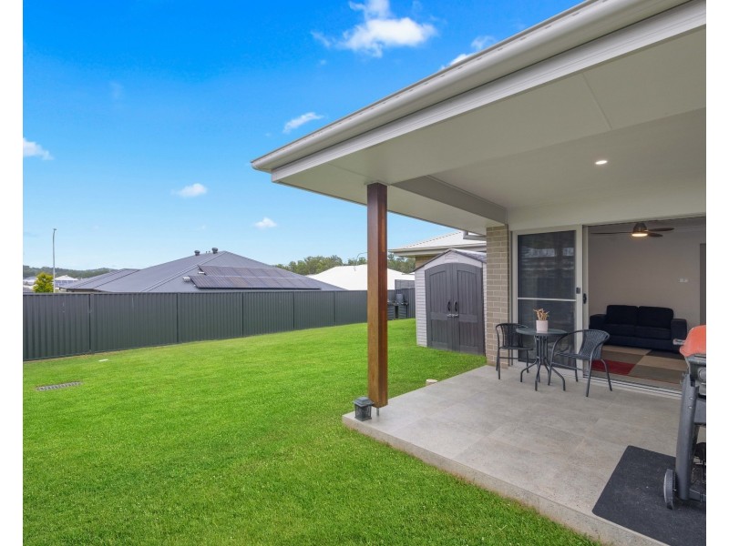 12 Scott Street, Thrumster NSW 2444