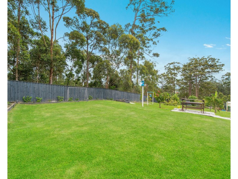 5 Lyons Close, Thrumster NSW 2444