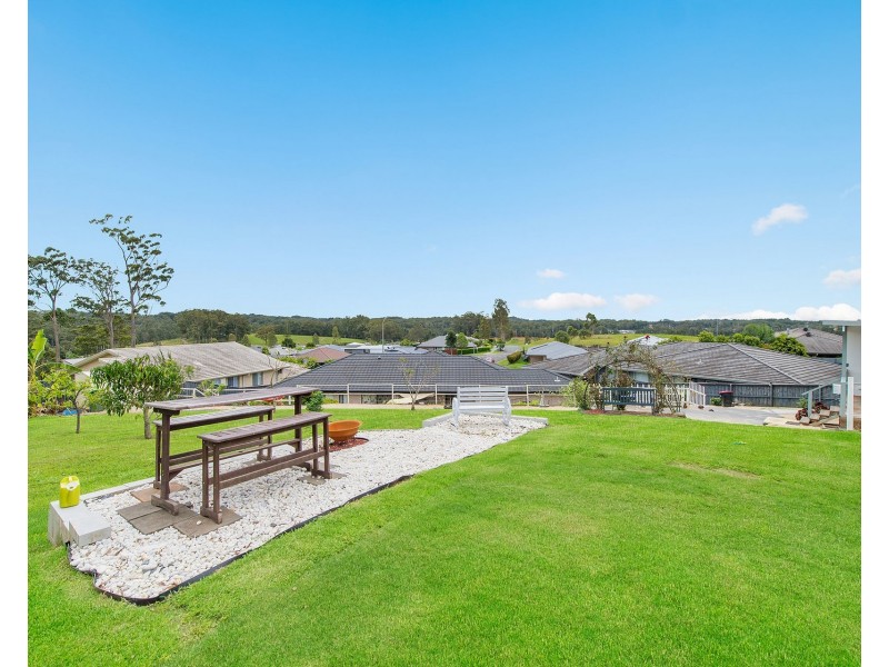 5 Lyons Close, Thrumster NSW 2444