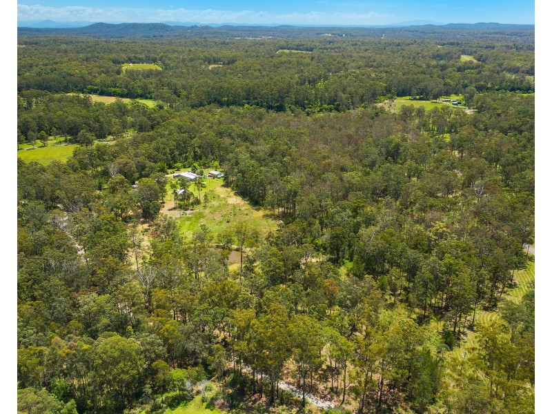 180 Upper Smiths Creek Road, Kundabung NSW 2441
