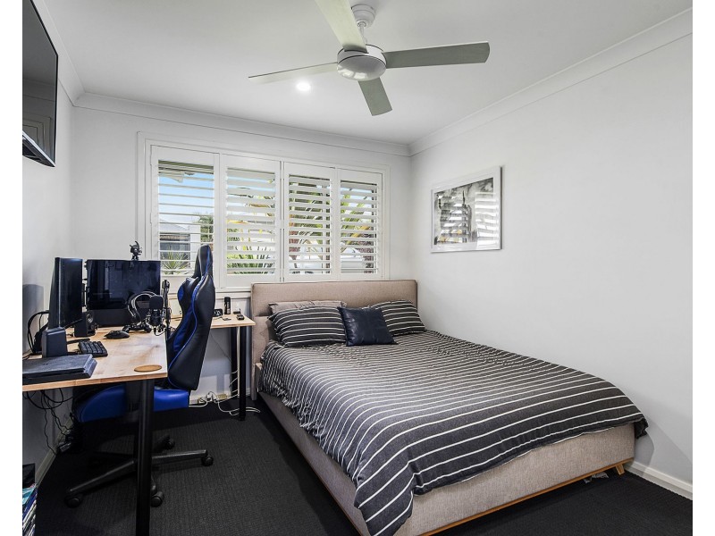 102 Capital Drive, Thrumster NSW 2444