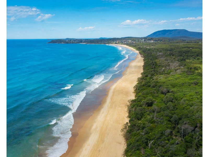 3 Anegada Road, Lake Cathie NSW 2445