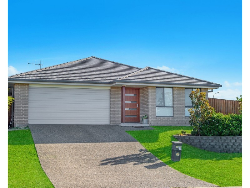 2 Meehan Street, Thrumster NSW 2444