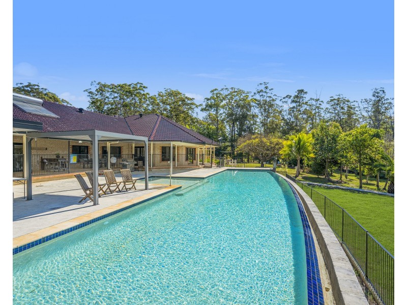 24 Hosking Road, Blackmans Point NSW 2444