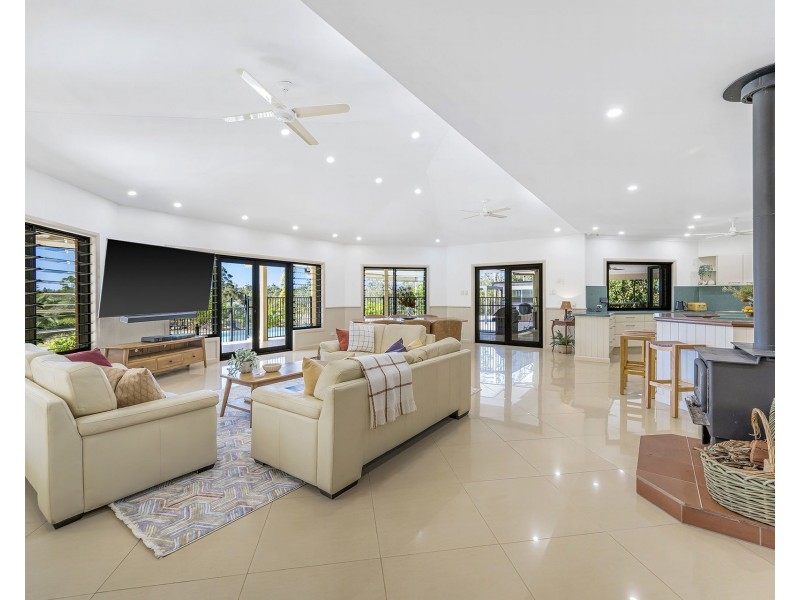 24 Hosking Road, Blackmans Point NSW 2444