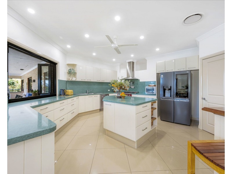 24 Hosking Road, Blackmans Point NSW 2444