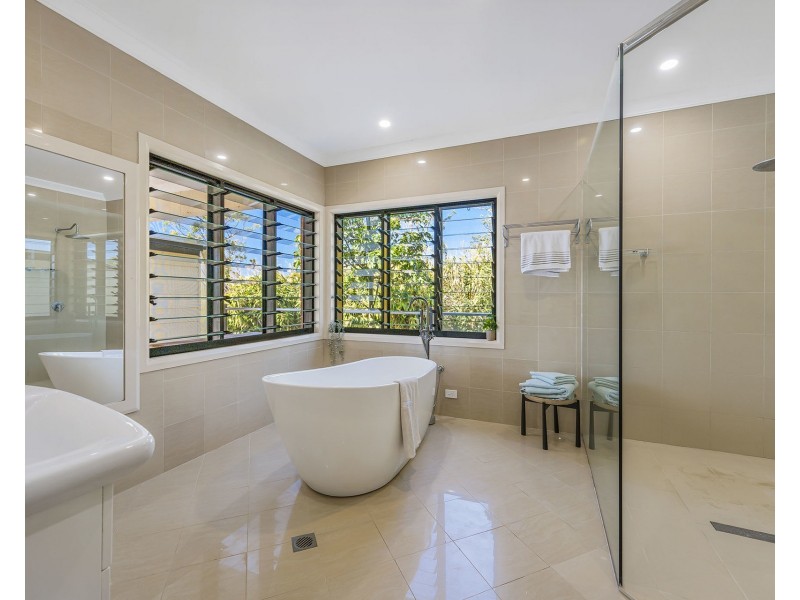 24 Hosking Road, Blackmans Point NSW 2444