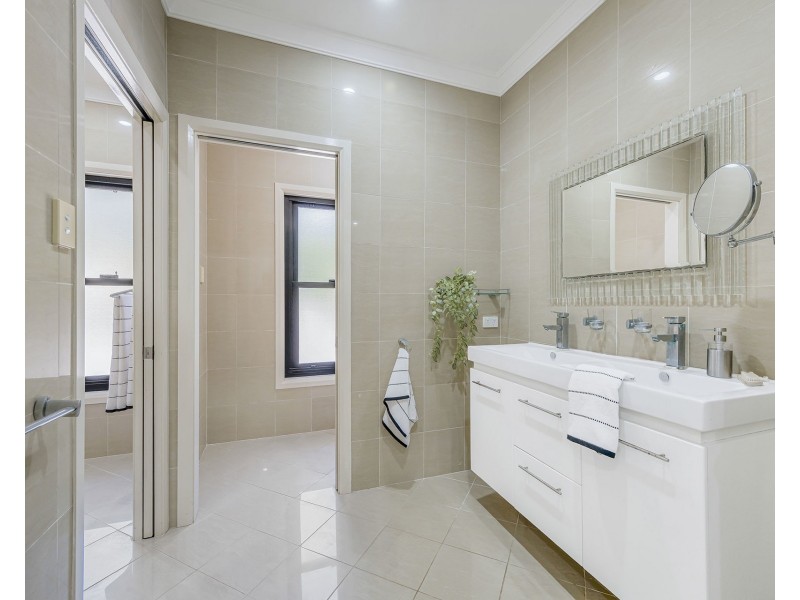 24 Hosking Road, Blackmans Point NSW 2444