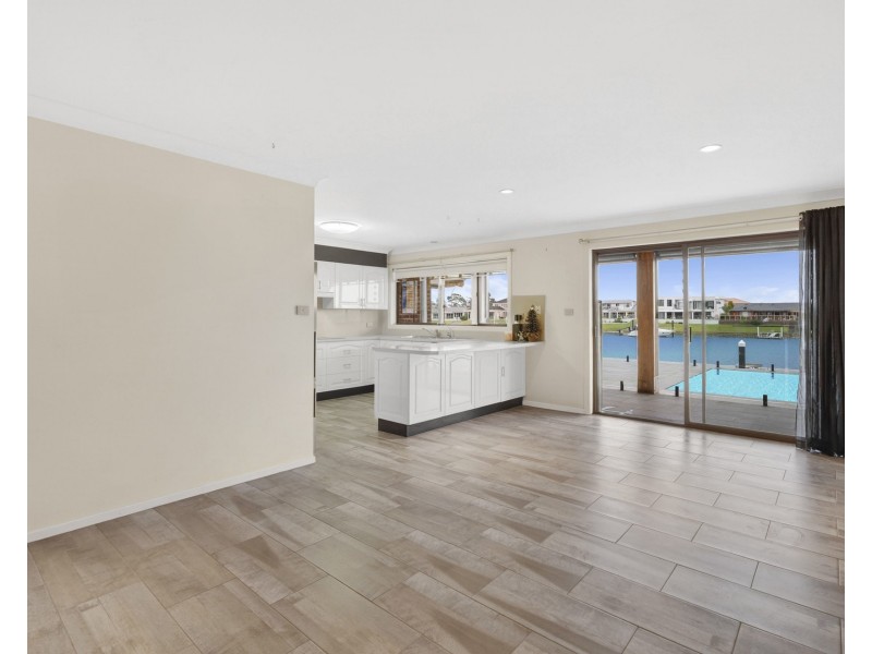 24 Newport Crescent, Port Macquarie NSW 2444