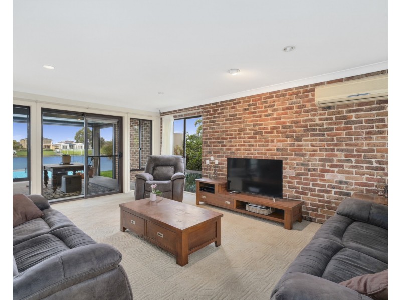 24 Newport Crescent, Port Macquarie NSW 2444