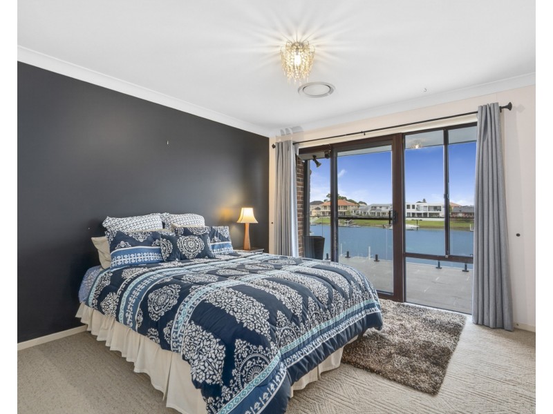 24 Newport Crescent, Port Macquarie NSW 2444