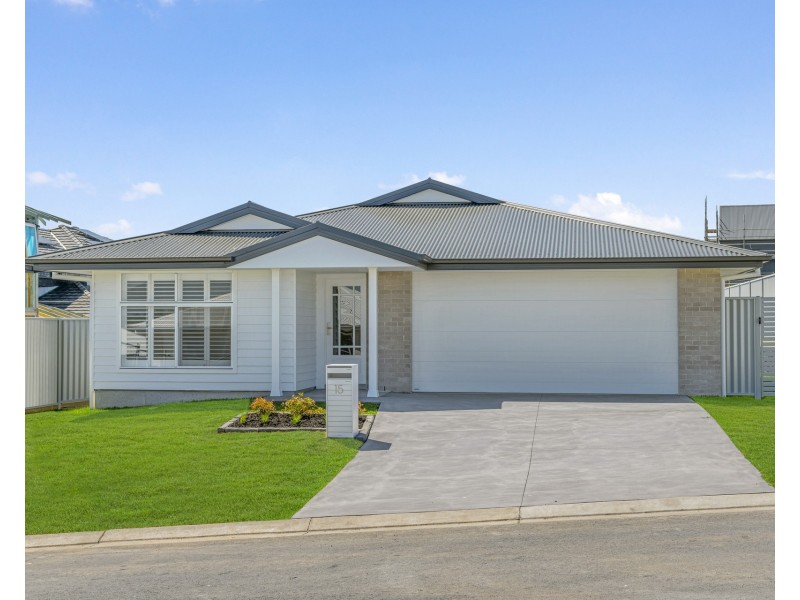 15 Dominica Street, Lake Cathie NSW 2445