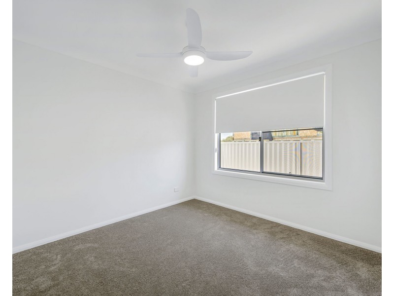 15 Dominica Street, Lake Cathie NSW 2445