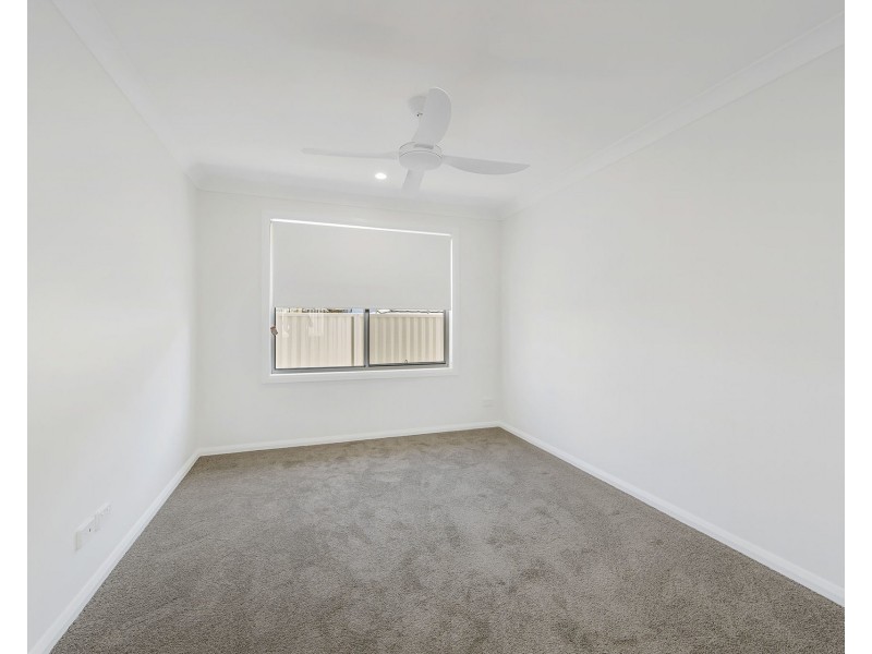 15 Dominica Street, Lake Cathie NSW 2445