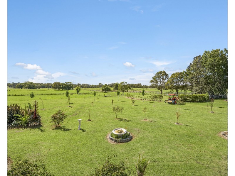 15 Feltons Lane, Hampden Hall NSW 2440
