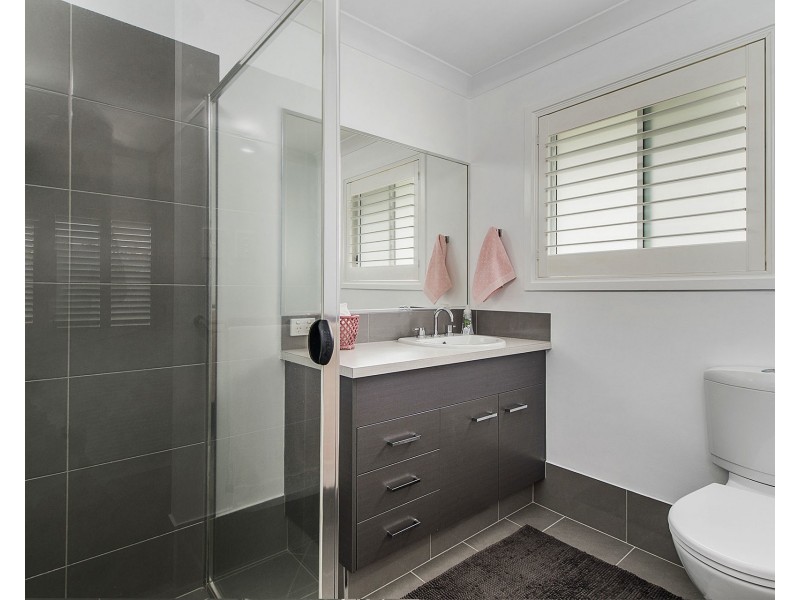 12 Masters Street, Thrumster NSW 2444