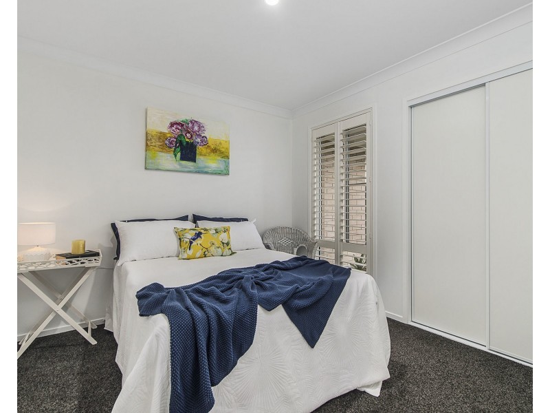 12 Masters Street, Thrumster NSW 2444