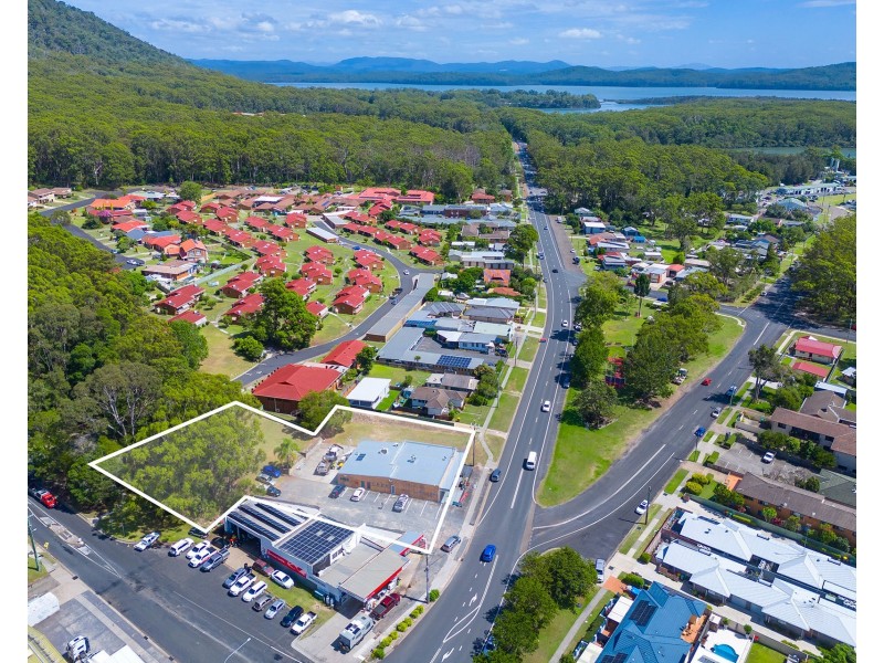 4-6 Kew Road & 17 Tunis Street, Laurieton NSW 2443