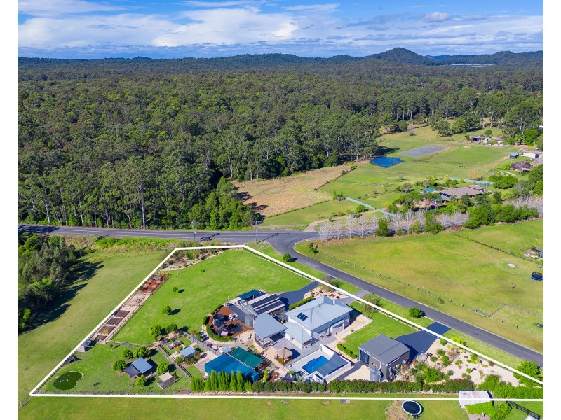 6 Oxbow Circuit, King Creek NSW 2446