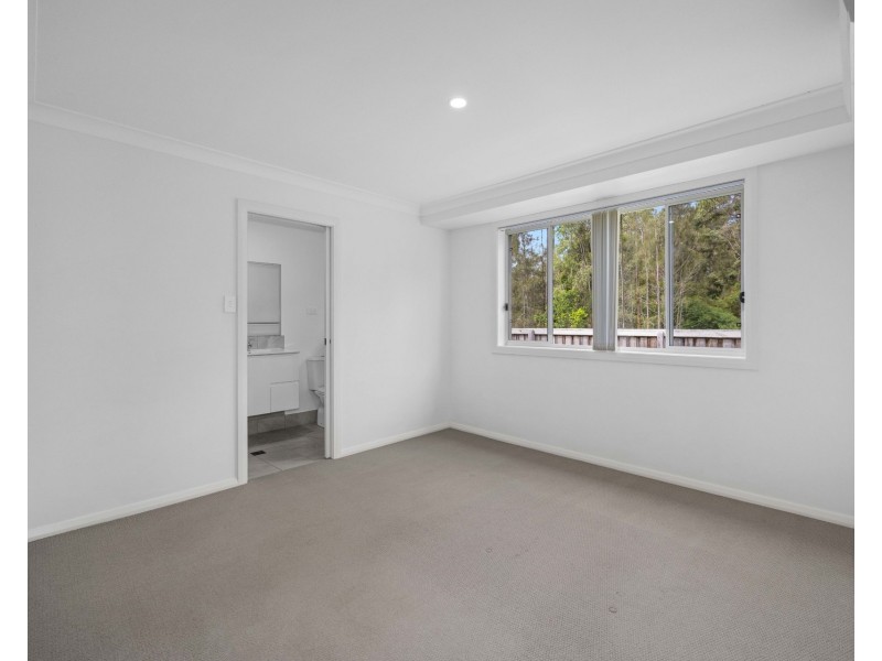 2/2 Academic Street, Thrumster NSW 2444