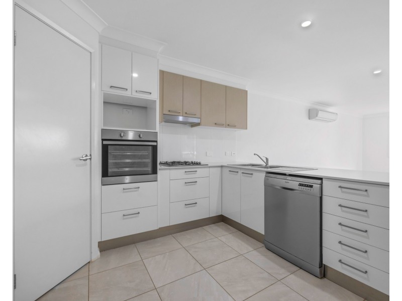 2/2 Academic Street, Thrumster NSW 2444