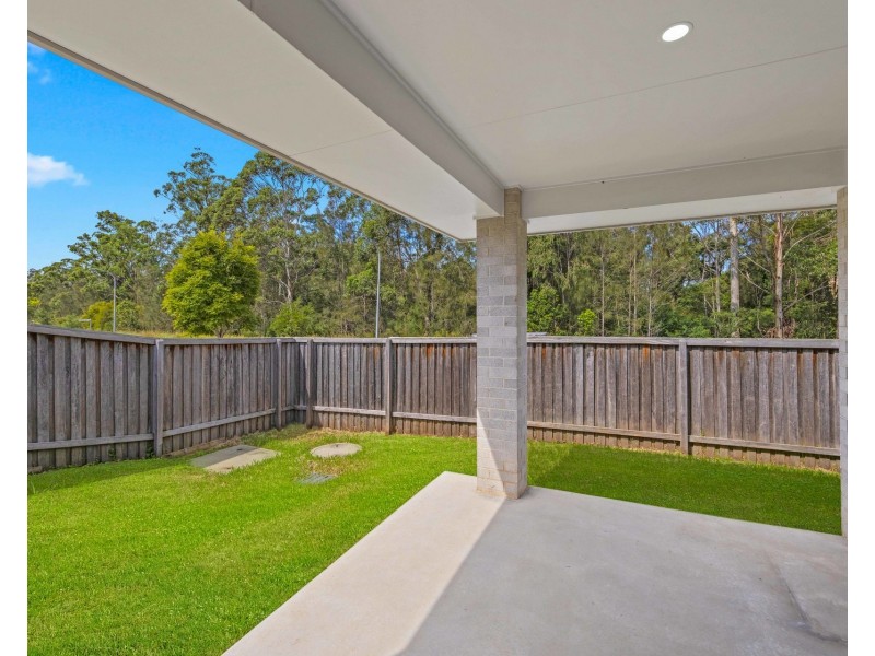 2/2 Academic Street, Thrumster NSW 2444
