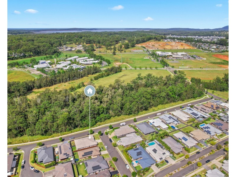 2/2 Academic Street, Thrumster NSW 2444