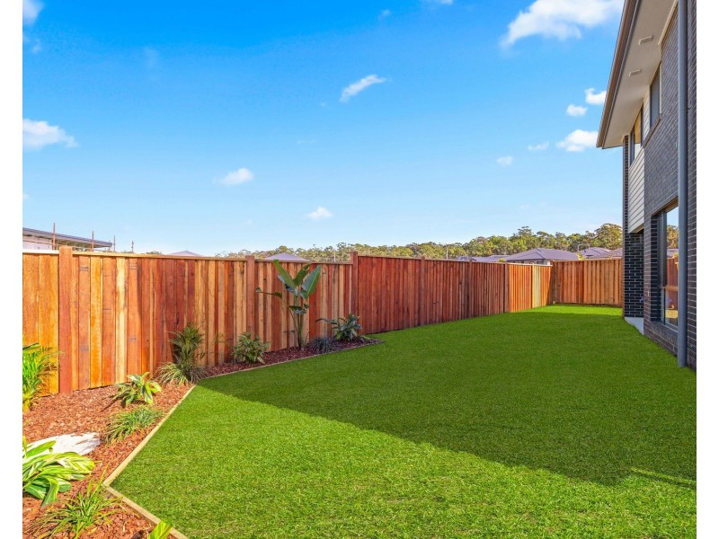 2 Countryside Place, Thrumster NSW 2444