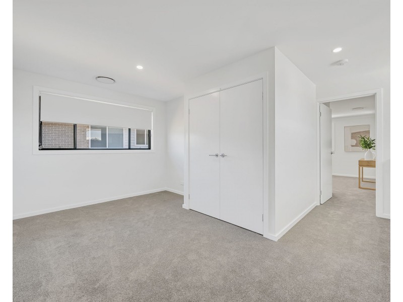 2 Countryside Place, Thrumster NSW 2444