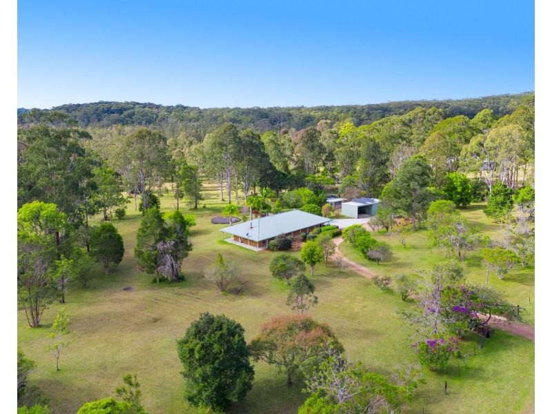 211 Long Point Drive, Lake Cathie NSW 2445