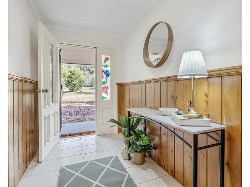 211 Long Point Drive, Lake Cathie NSW 2445