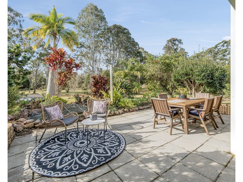 211 Long Point Drive, Lake Cathie NSW 2445